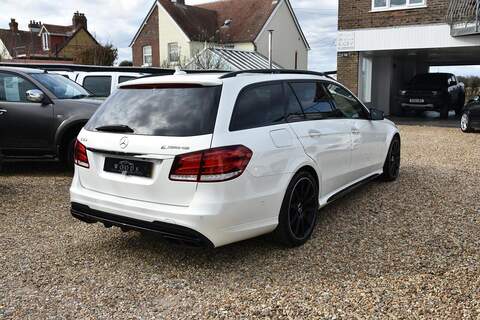 Mercedes-Benz E Class E Class - U1605