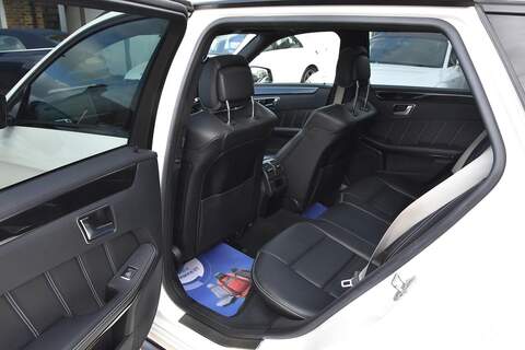 Mercedes-Benz E Class E Class - U1605