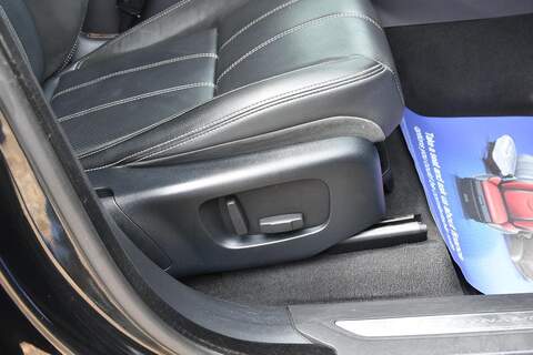 Land Rover Range Rover Velar Range Rover Velar 3.0 SD6 V6 R-Dynamic S Auto 4WD Euro 6 (s/s) 5dr - U1628