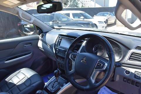 Mitsubishi L200 L200 2.4 DI-D DC Barbarian Auto 4WD Euro 6 4dr - U1650