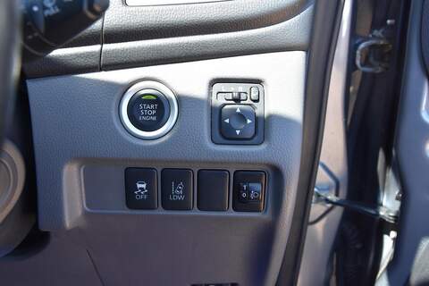 Mitsubishi L200 L200 2.4 DI-D DC Barbarian Auto 4WD Euro 6 4dr - U1650