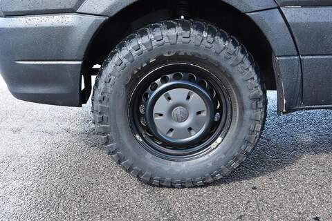 Volkswagen Crafter 2.0 TDI CR35 Panel Van 4dr Diesel Manual L2 H3 (234 g/km, 134 bhp) - U1671