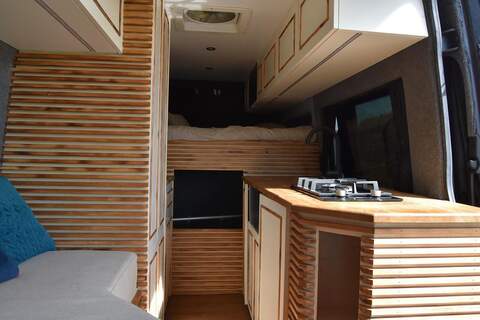 Volkswagen Crafter 2.0 TDI CR35 Panel Van 4dr Diesel Manual L2 H3 (234 g/km, 134 bhp) - U1671