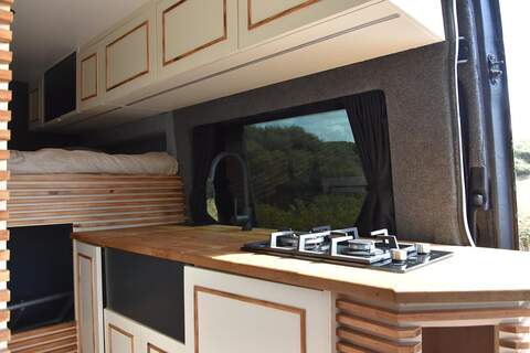 Volkswagen Crafter 2.0 TDI CR35 Panel Van 4dr Diesel Manual L2 H3 (234 g/km, 134 bhp) - U1671