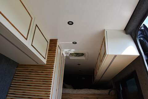 Volkswagen Crafter 2.0 TDI CR35 Panel Van 4dr Diesel Manual L2 H3 (234 g/km, 134 bhp) - U1671