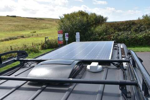 Volkswagen Crafter 2.0 TDI CR35 Panel Van 4dr Diesel Manual L2 H3 (234 g/km, 134 bhp) - U1671