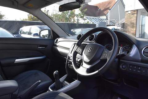 Suzuki Vitara 1.6 SZ5 ALLGRIP Euro 6 (s/s) 5dr - U1677