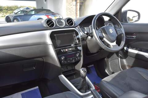 Suzuki Vitara 1.6 SZ5 ALLGRIP Euro 6 (s/s) 5dr - U1677