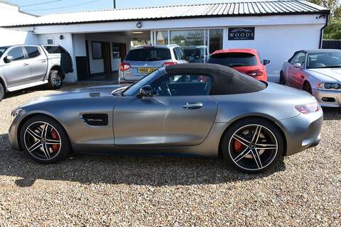 Mercedes-Benz AMG GT 4.0 V8 BiTurbo GPF C Roadster 2dr Petrol SpdS DCT Euro 6 (s/s) (557 ps) - U1678