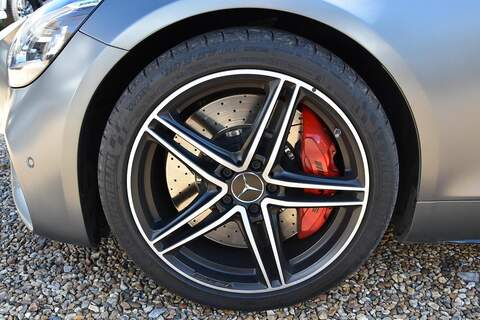 Mercedes-Benz AMG GT 4.0 V8 BiTurbo GPF C Roadster 2dr Petrol SpdS DCT Euro 6 (s/s) (557 ps) - U1678