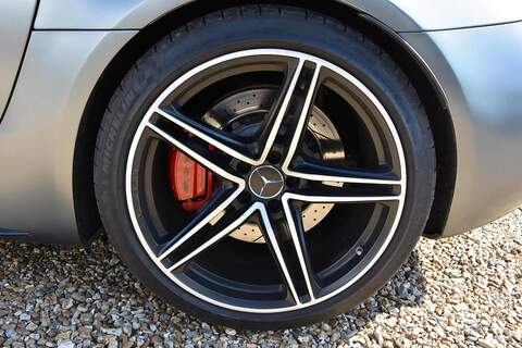 Mercedes-Benz AMG GT 4.0 V8 BiTurbo GPF C Roadster 2dr Petrol SpdS DCT Euro 6 (s/s) (557 ps) - U1678
