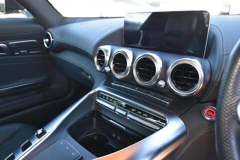 Mercedes-Benz AMG GT 4.0 V8 BiTurbo GPF C Roadster 2dr Petrol SpdS DCT Euro 6 (s/s) (557 ps) - U1678