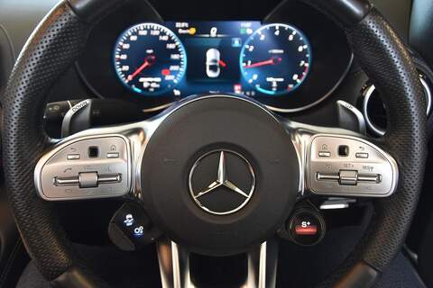 Mercedes-Benz AMG GT 4.0 V8 BiTurbo GPF C Roadster 2dr Petrol SpdS DCT Euro 6 (s/s) (557 ps) - U1678