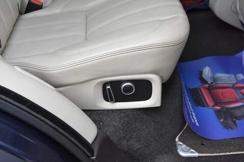 Land Rover Range Rover 4.4 SD V8 Autobiography SUV 5dr Diesel Auto 4WD Euro 6 (s/s) (339 ps) - U1687