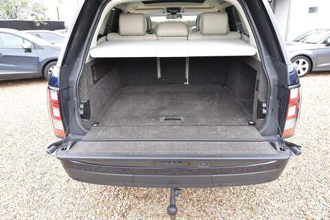 Land Rover Range Rover 4.4 SD V8 Autobiography SUV 5dr Diesel Auto 4WD Euro 6 (s/s) (339 ps) - U1687