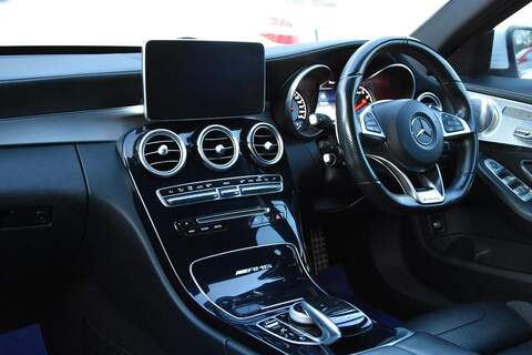 Mercedes-Benz C Class 4.0 C63 V8 BiTurbo AMG Saloon 4dr Petrol SpdS MCT Euro 6 (s/s) (476 ps) - U1688