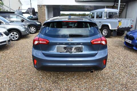 Ford Focus 1.0T EcoBoost Zetec Euro 6 (s/s) 5dr - U1697