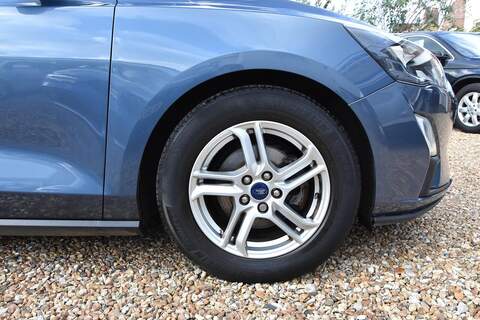 Ford Focus 1.0T EcoBoost Zetec Euro 6 (s/s) 5dr - U1697