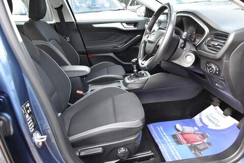 Ford Focus 1.0T EcoBoost Zetec Euro 6 (s/s) 5dr - U1697