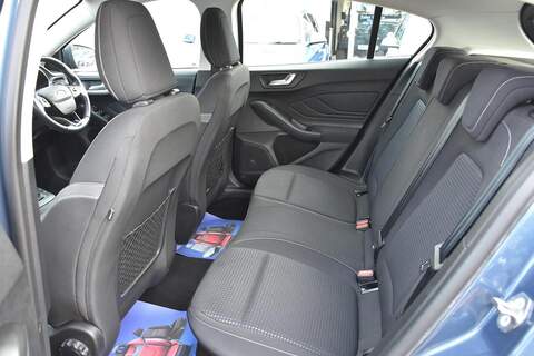 Ford Focus 1.0T EcoBoost Zetec Euro 6 (s/s) 5dr - U1697
