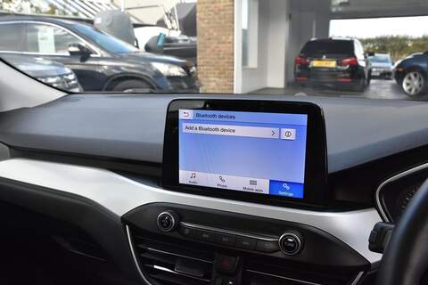 Ford Focus 1.0T EcoBoost Zetec Euro 6 (s/s) 5dr - U1697
