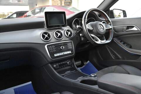 Mercedes-Benz CLA 2.1 CLA220d AMG Line Shooting Brake 7G-DCT Euro 6 (s/s) 5dr - U1715