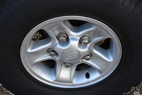 Land Rover Defender 90 2.4 TDCi 4WD SWB Euro 4 2dr - U1719