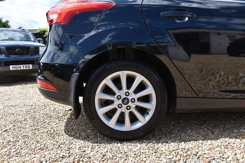 Ford Focus 1.0T EcoBoost Titanium Euro 6 (s/s) 5dr - U1723