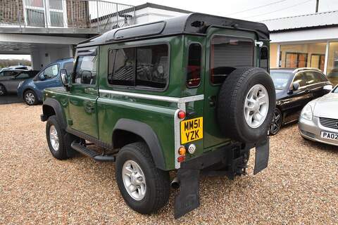 Land Rover Defender 90 2.5 TD5 County Hard Top SUV 3dr Diesel Manual SWB (282 g/km, 120 bhp) - U1736