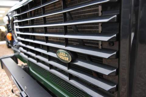 Land Rover Defender 90 2.5 TD5 County Hard Top SUV 3dr Diesel Manual SWB (282 g/km, 120 bhp) - U1736