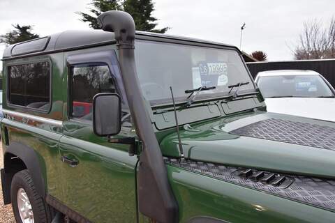 Land Rover Defender 90 2.5 TD5 County Hard Top SUV 3dr Diesel Manual SWB (282 g/km, 120 bhp) - U1736