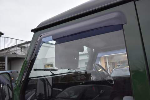 Land Rover Defender 90 2.5 TD5 County Hard Top SUV 3dr Diesel Manual SWB (282 g/km, 120 bhp) - U1736