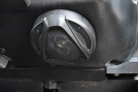 Land Rover Defender 90 2.5 TD5 County Hard Top SUV 3dr Diesel Manual SWB (282 g/km, 120 bhp) - U1736