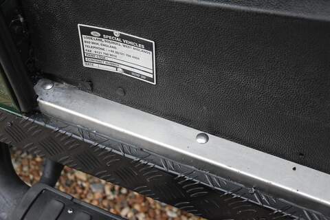 Land Rover Defender 90 2.5 TD5 County Hard Top SUV 3dr Diesel Manual SWB (282 g/km, 120 bhp) - U1736