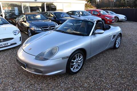 Porsche Boxster Defender 90 SUV 2 Manual Diesel