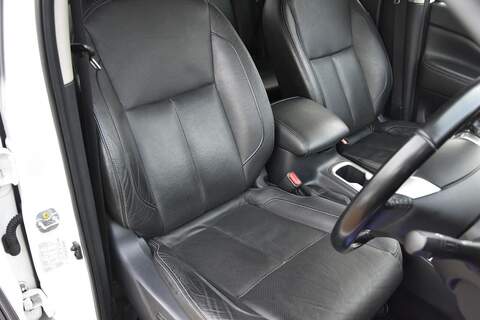Nissan Navara 2.3 dCi Tekna Auto 4WD Euro 6 4dr - U1757