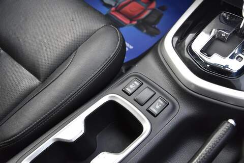 Nissan Navara 2.3 dCi Tekna Auto 4WD Euro 6 4dr - U1757