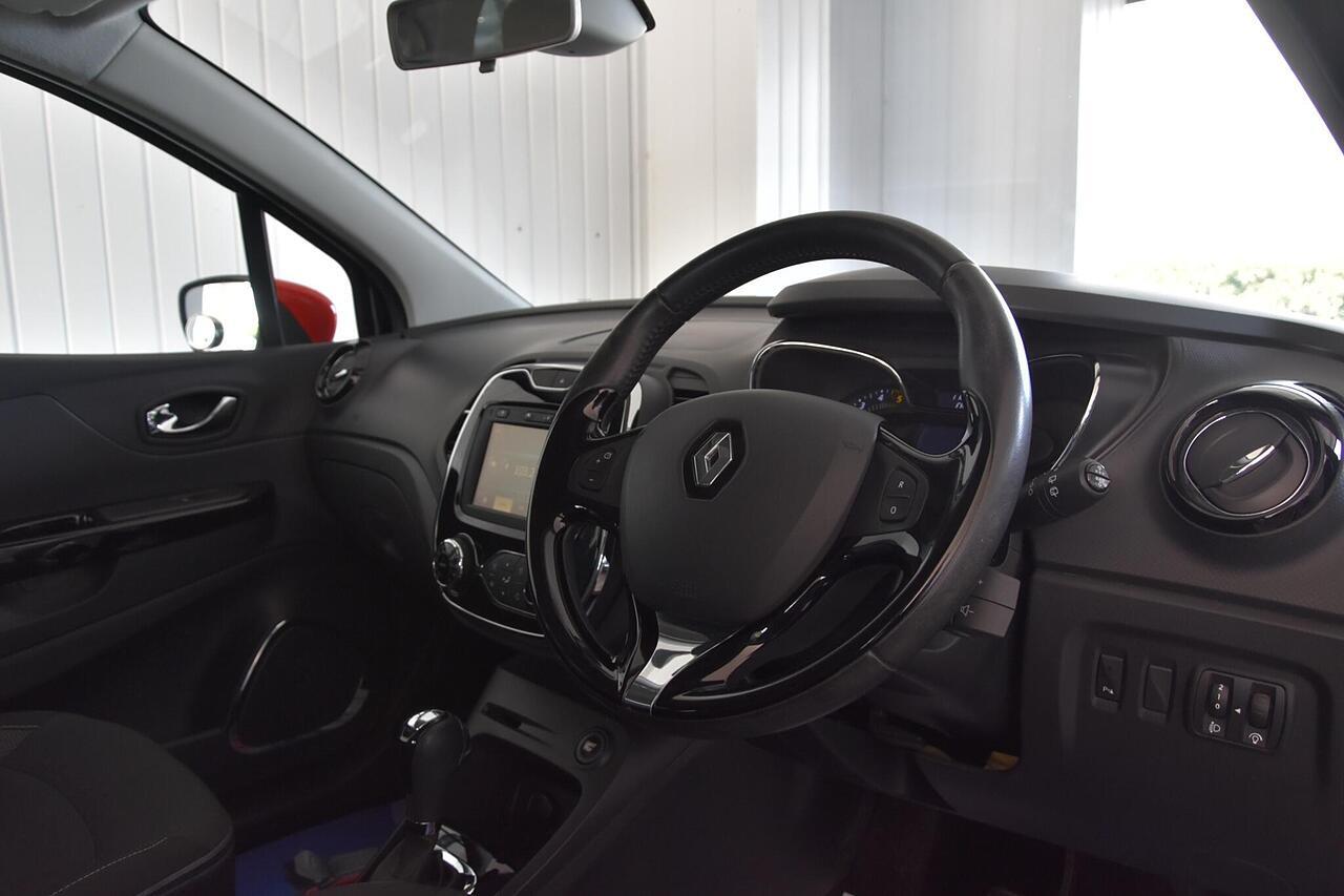 2015 Renault Captur thumbnail 15
