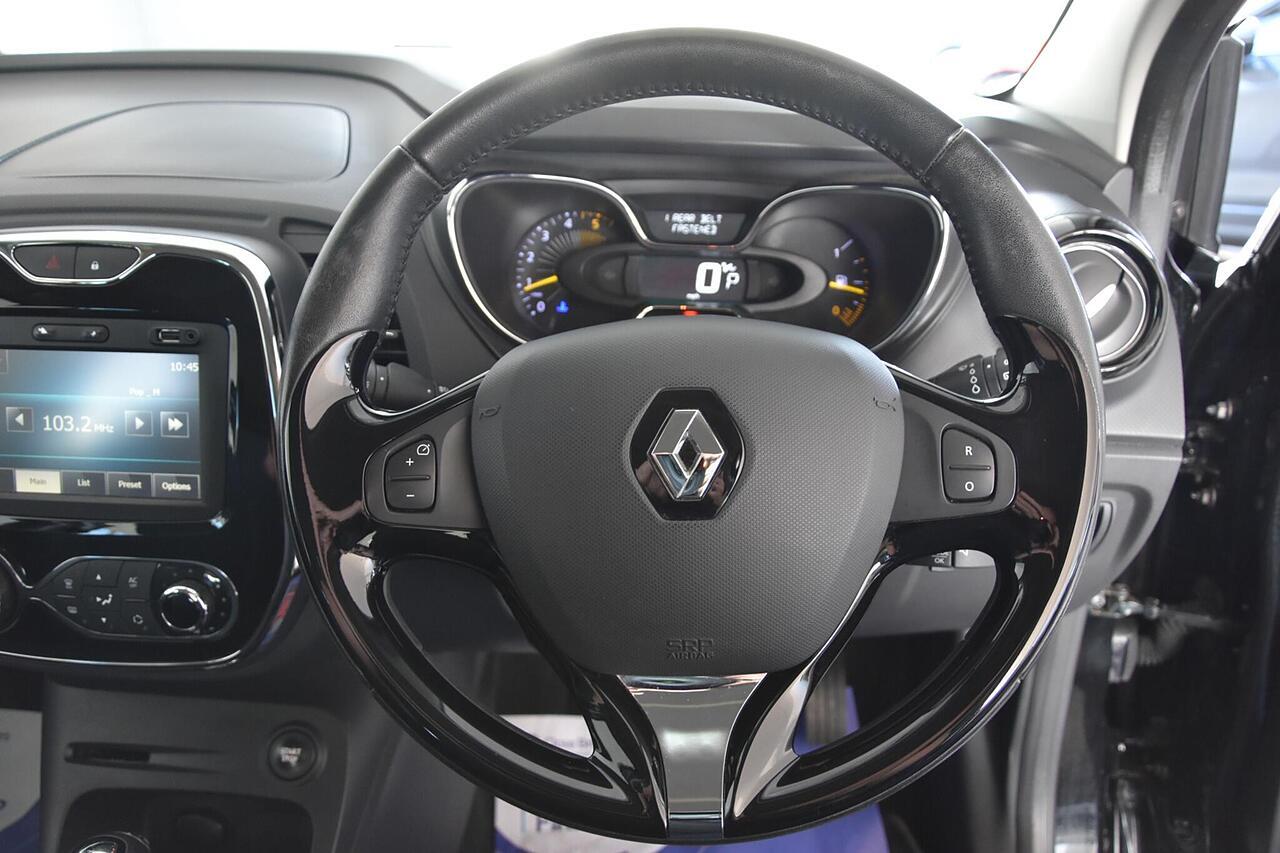 2015 Renault Captur thumbnail 16