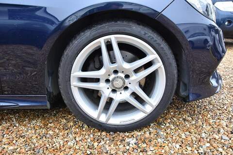 Mercedes-Benz E Class 2.1 E220 BlueTEC AMG Night Edition (Premium) G-Tronic+ Euro 6 (s/s) 5dr - U1766