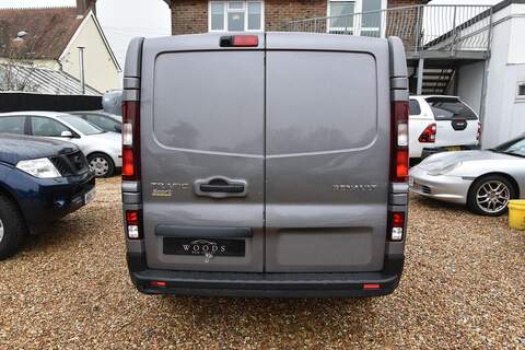 Renault Trafic 1.6 dCi ENERGY 27 Sport Nav SWB Standard Roof Euro 6 (s/s) 5dr - U1772