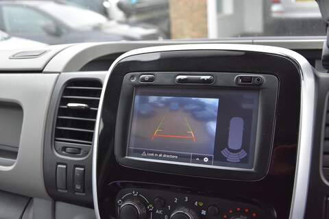 Renault Trafic 1.6 dCi ENERGY 27 Sport Nav SWB Standard Roof Euro 6 (s/s) 5dr - U1772