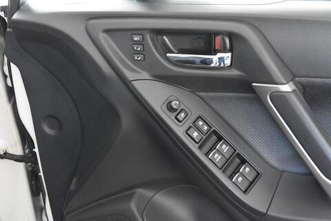 Subaru Forester 2.0i XE Premium Lineartronic 4WD Euro 6 (s/s) 5dr EyeSight - U1779