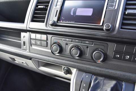 Volkswagen Transporter 2.0 BiTDI T30 BlueMotion Tech Highline Kombi Double Cab 5dr Diesel DSG FWD SWB Euro 5 (s/s) (180 ps) - U1783