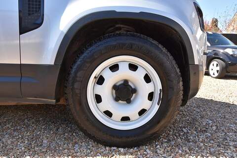 Land Rover Defender 110 2.0 SD4 Auto 4WD Euro 6 (s/s) 5dr - U1792