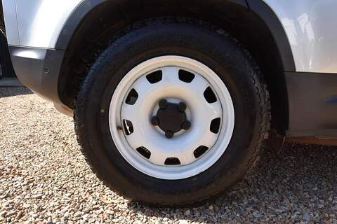 Land Rover Defender 110 2.0 SD4 Auto 4WD Euro 6 (s/s) 5dr - U1792