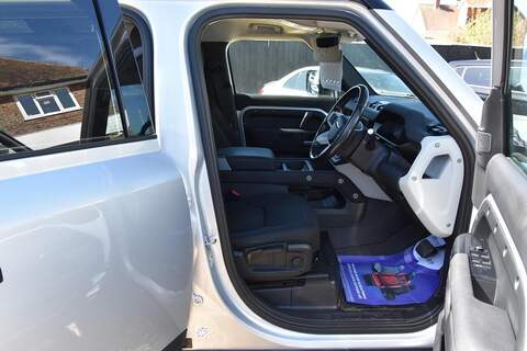 Land Rover Defender 110 2.0 SD4 Auto 4WD Euro 6 (s/s) 5dr - U1792