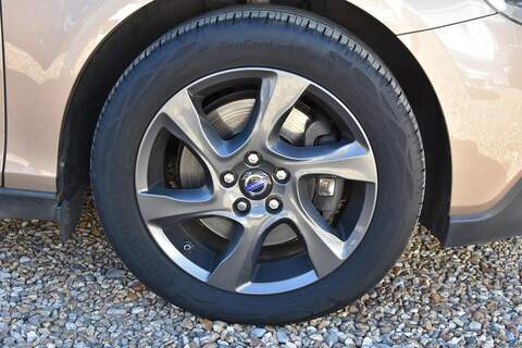Volvo V40 Cross Country 2.0 D4 Lux Nav Euro 6 (s/s) 5dr - U1798