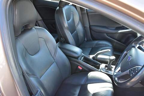 Volvo V40 Cross Country 2.0 D4 Lux Nav Euro 6 (s/s) 5dr - U1798