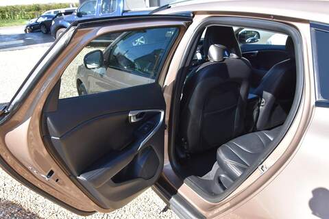 Volvo V40 Cross Country 2.0 D4 Lux Nav Euro 6 (s/s) 5dr - U1798